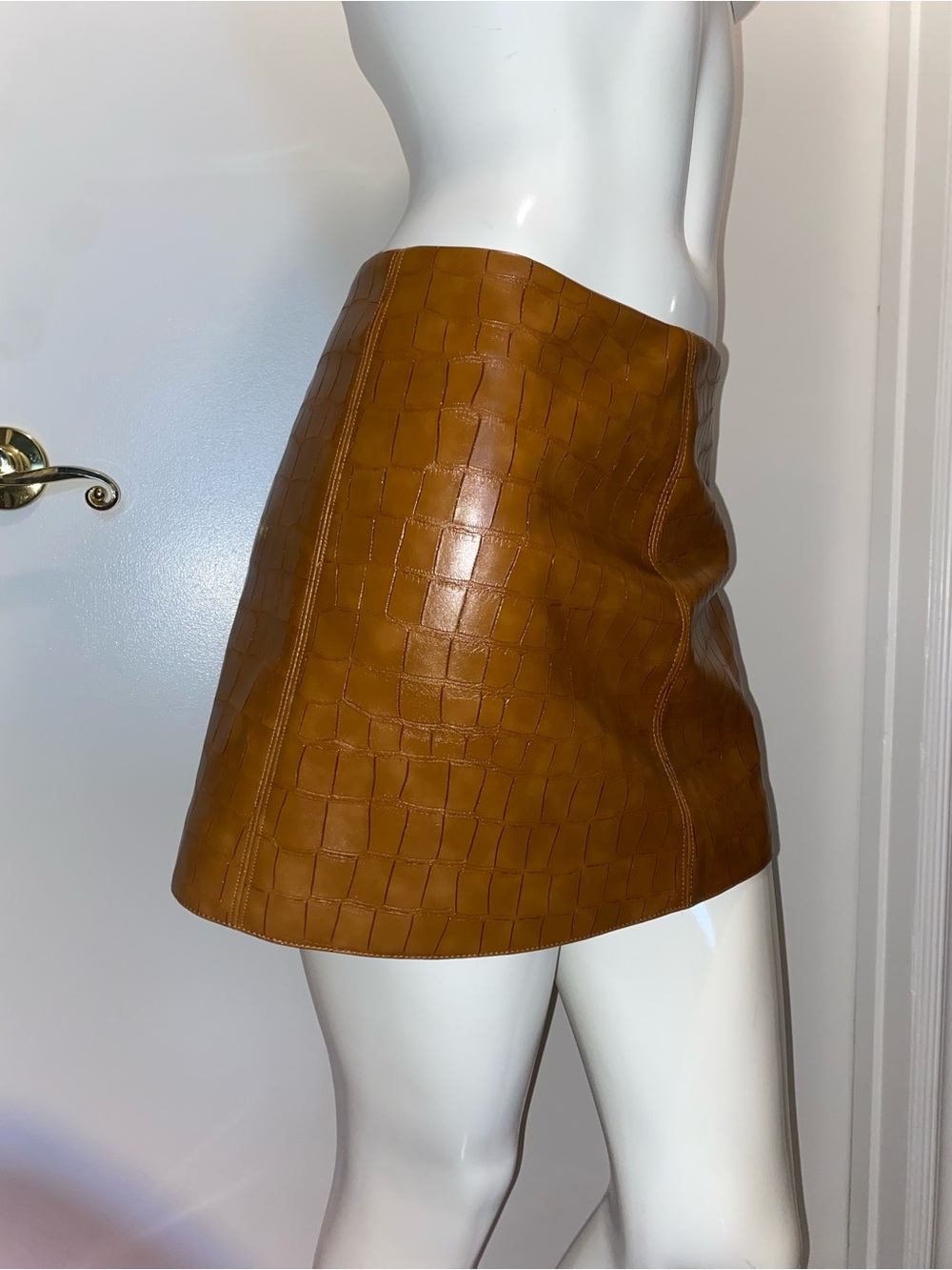 H&M Croc-Embossed Faux Leather Mini Skirt in Cognac